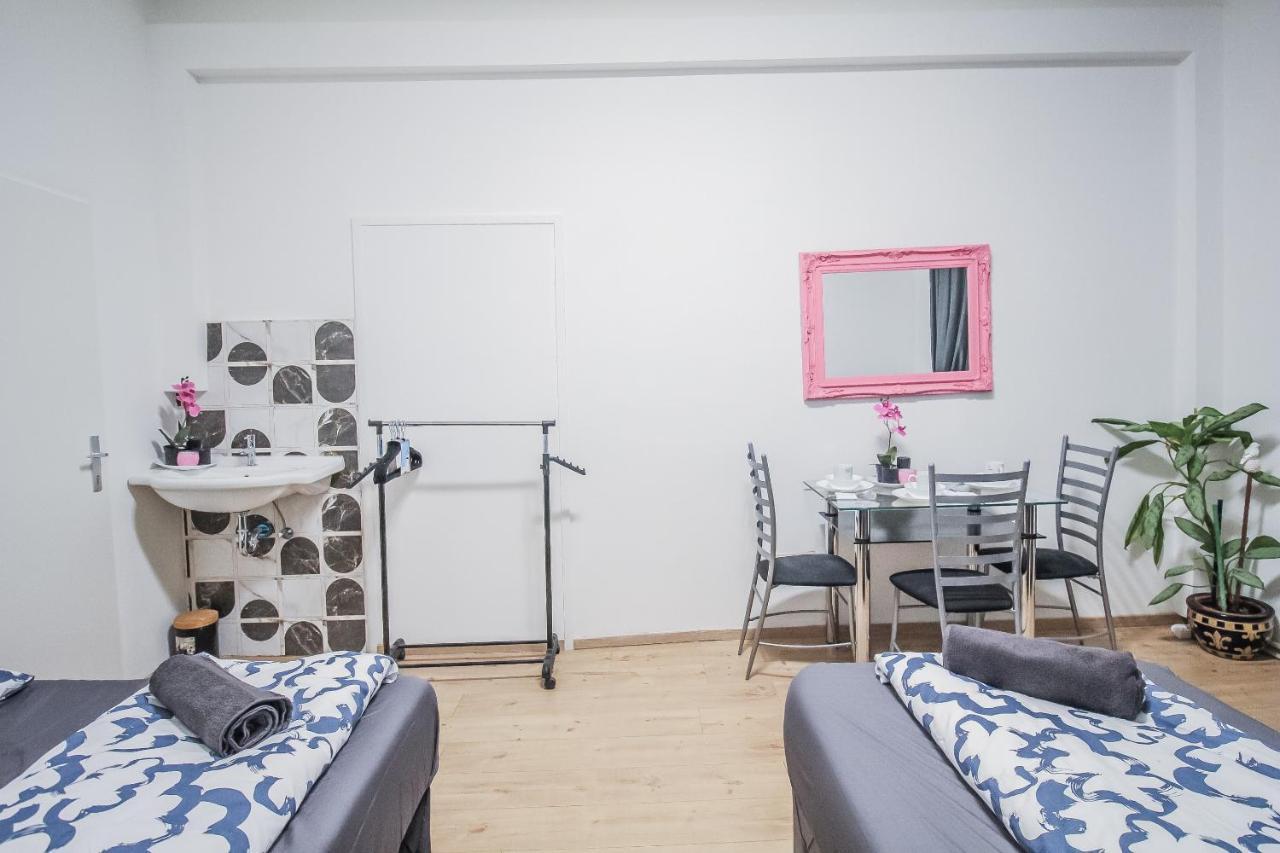 Comfort Quad Room Hn Wien Exteriör bild